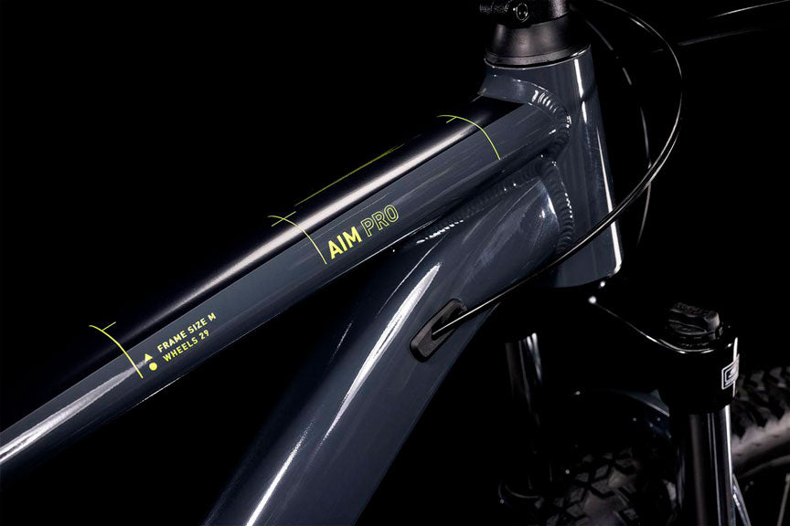 Bicicleta de montaña CUBE Aim PRO 2022 Grey'n'Flashyellow / Transmisión 2x8 velocidades